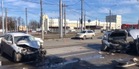 Жесткое ДТП с такси произошло Нижнем Новгороде: есть пострадавшие - фото 1 - vGorodeN.Ru