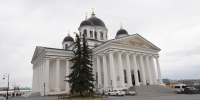 Глава Нижегородской митрополии совершил Великую вечерню в Воскресенском кафедральном соборе Арзамаса - Нижегородская епархия