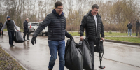 Шалабаев вместе с кстовчанами принял участие в общегородском субботнике в парке «Юбилейный» - Время Н