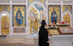 Богослужения в Серафимо-Дивеевском монастыре отмечены архиерейским служением
