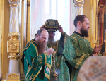 В Преображенском соборе Божественную литургию возглавил митрополит Мурманский и Мончегорский Митрофан