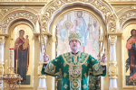 В Преображенском соборе Божественную литургию возглавил митрополит Мурманский и Мончегорский Митрофан