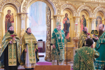 В Преображенском соборе Божественную литургию возглавил митрополит Мурманский и Мончегорский Митрофан