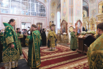 В Преображенском соборе Божественную литургию возглавил митрополит Мурманский и Мончегорский Митрофан