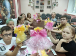 Участники мастер-класса со своими поделками