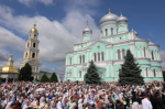 Святейший Патриарх Кирилл совершил Литургию в Серафимо-Дивеевском монастыре в день памяти преподобного Серафима Саровского
