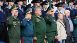 Под звуки праздничных орудий