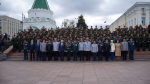 Под звуки праздничных орудий