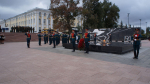Под звуки праздничных орудий