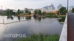 Пластиковый рай разрушился около Мещерского озера и превратил набережную в полосу препятствий